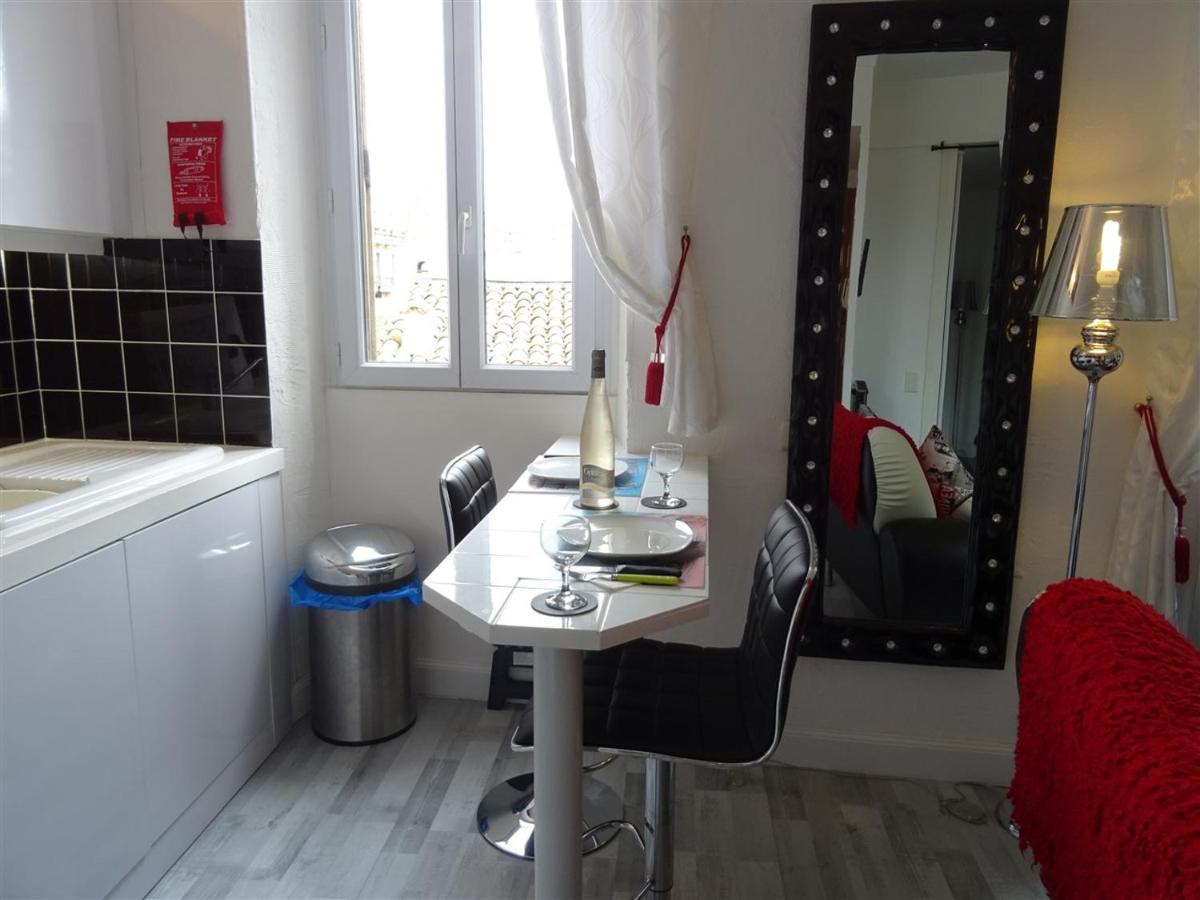 Apartment Rue St Antoine Cannes Luaran gambar
