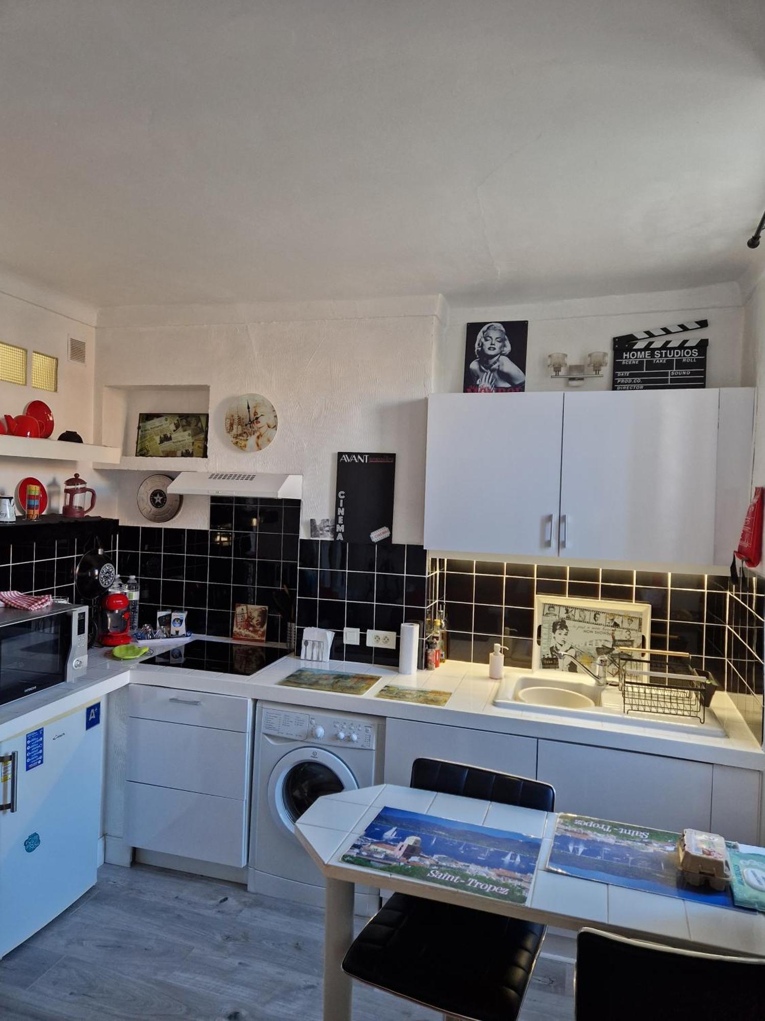 Apartment Rue St Antoine Cannes Luaran gambar